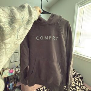 comfrt matching sweatshirt with dog